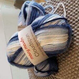 Mary Maxim 2 skeins Bulky yarn